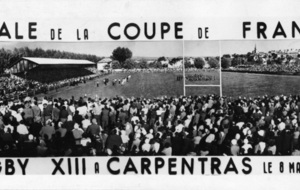 Vue du stade de la Roseraie 8 mai 1955 plus de 10 000 personnes
